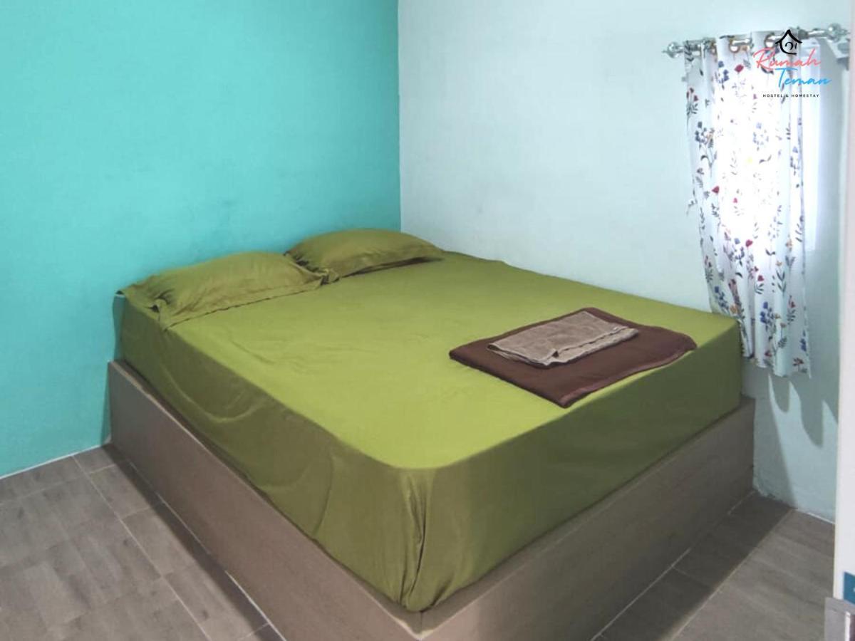 Rumah Teman Hostel Semarang Esterno foto
